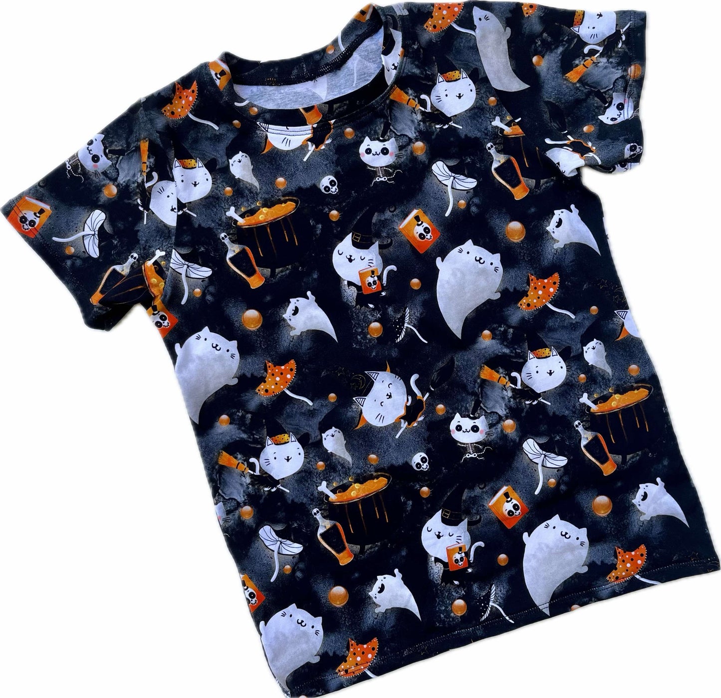 Witchy Cats T-Shirt Size 8