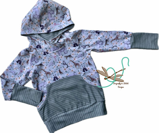Zoo Animals Grow-with-Me Hoodie size 3-6yrs
